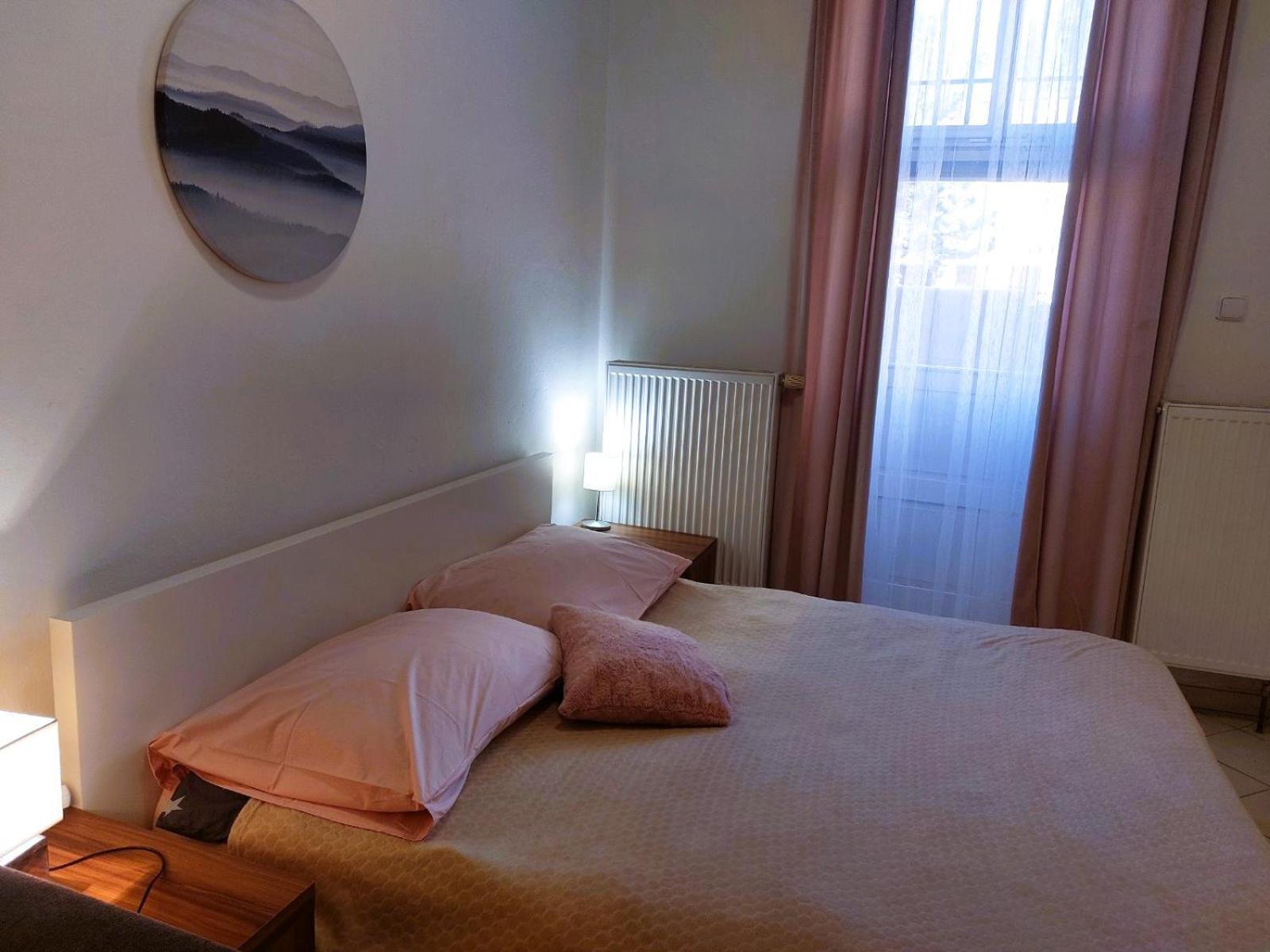 Byt 2+Kk Na Velkem Namesti Hradec Králové Esterno foto